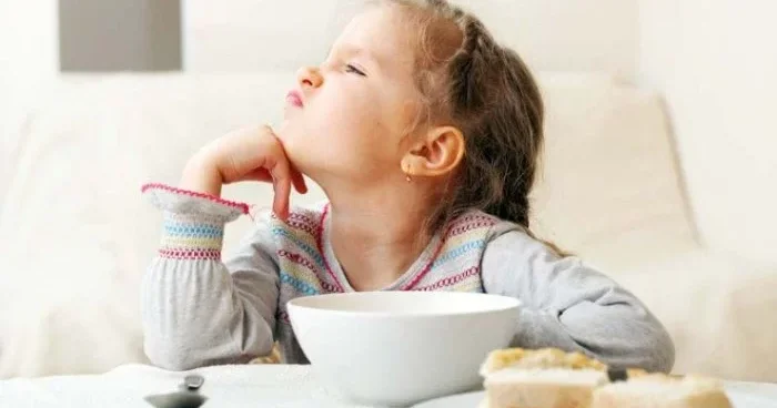 Pediatrdan valideynlərə xəbərdarlıq: Uşaqlar səhər yeməyi yeməzsə...