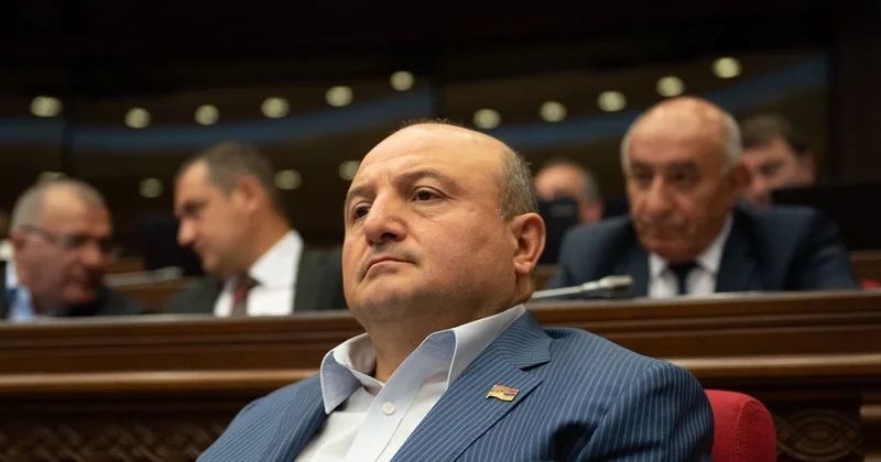 Gümrü merinə ölkəni tərk etmək qadağan edilib