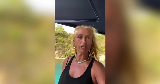 Tuğba Özaydan qəribə paylaşım: Bunlar bulud deyil...