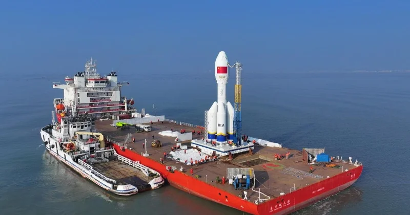 Çinin “OrienSpace” şirkəti dəniz platformasından 9 peyk orbitə çıxarıb