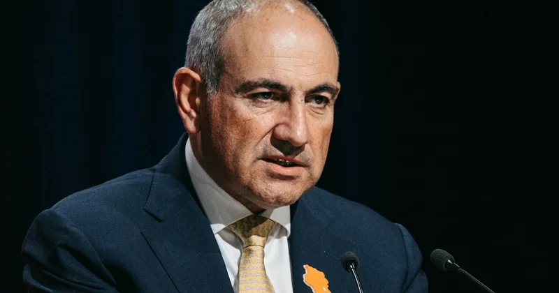 Paşinyan həmin referendumdan imtina etdi