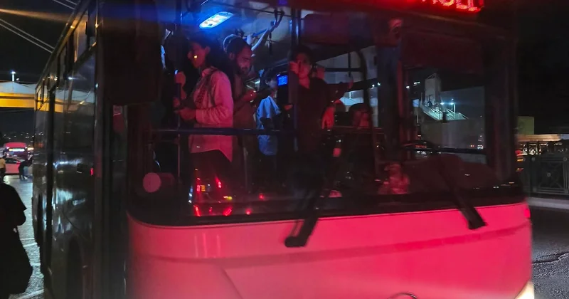 Sərnişinlər 170 nömrəli avtobusdan ŞİKAYƏTÇİDİR
