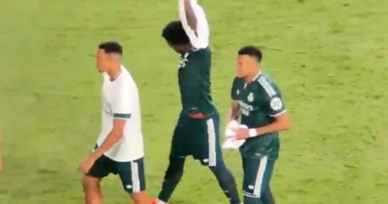 Mbappe, Vinisius və Konatenin bu hərəkəti müzakirə yaratdı Video