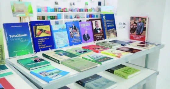 Ölkə paytaxtında və bölgələrdə Bilik günü şənlikləri