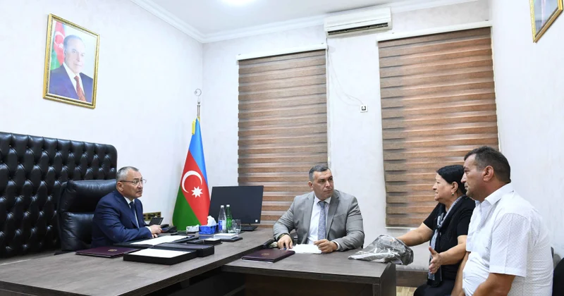 Qaçqınkomda vətəndaş qəbulu