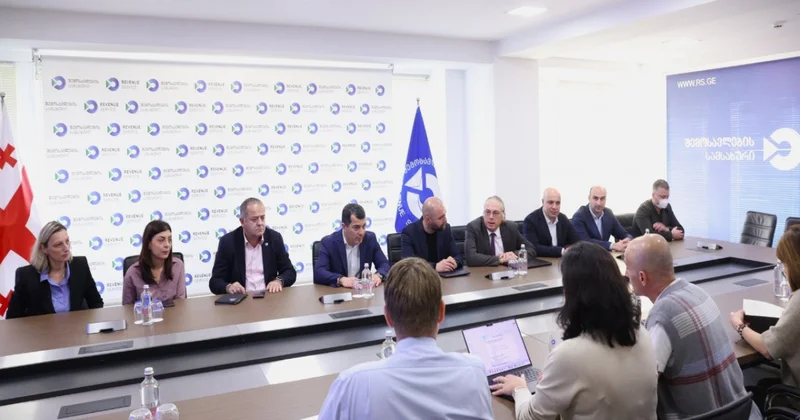 Tbilisidə Azərbaycan Gürcüstan birgə gömrük məntəqəsinin inşası müzakirə olunub