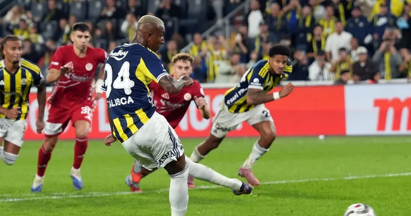 Fənərbaxça ulduz futbolçu ilə yollarını ayırır