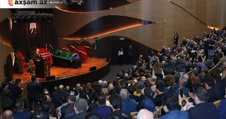 Alqışlarla son mənzilə yola salındı Video