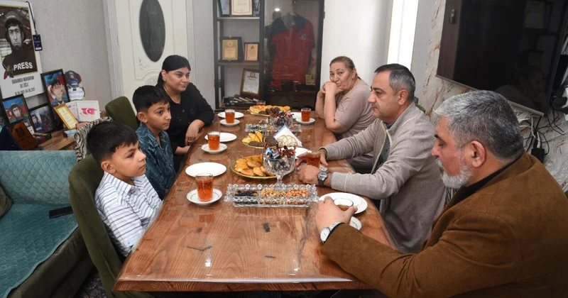 Şəhid jurnalistlərin yad edilməsi bizə böyük təskinlikdir Məhərrəm İbrahimovun həyat yoldaşı FOTO VİDEO