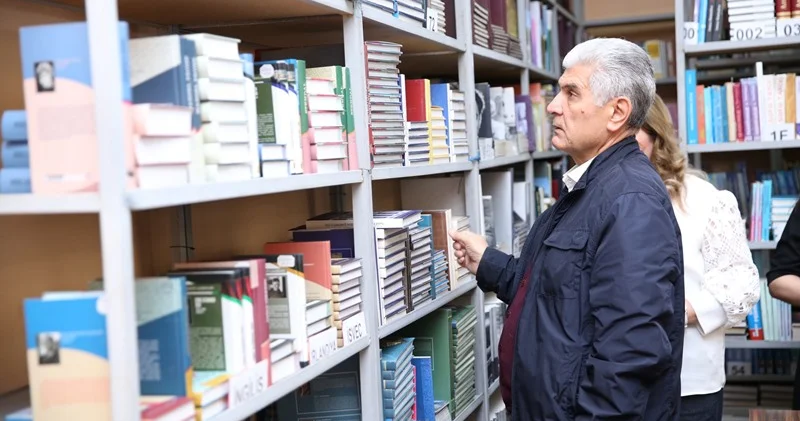 Pedaqoji Universitetdə oxu zalının və kitab sərgisinin açılışı olub