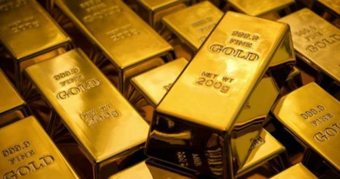 Qızılın qiyməti tarixdə ilk dəfə 4300 dollar həddini keçib
