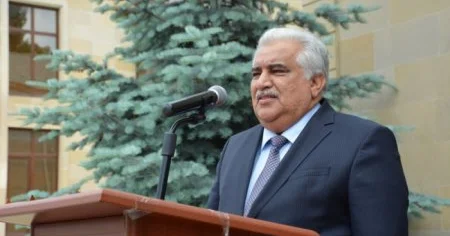Kim deyib? Neçə nəfər olub? Sabiq icra başçısından PA nın keçmiş rəhbəri barədə maraqlı açıqlama