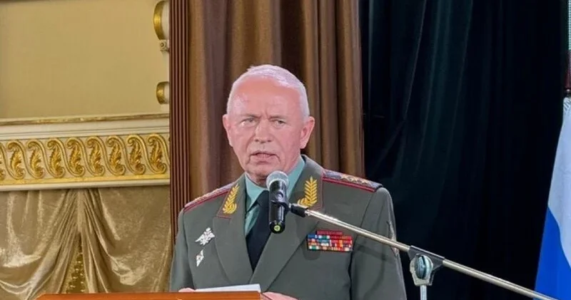 Rusiyada müdafiə nazirinin müavini istefa verir