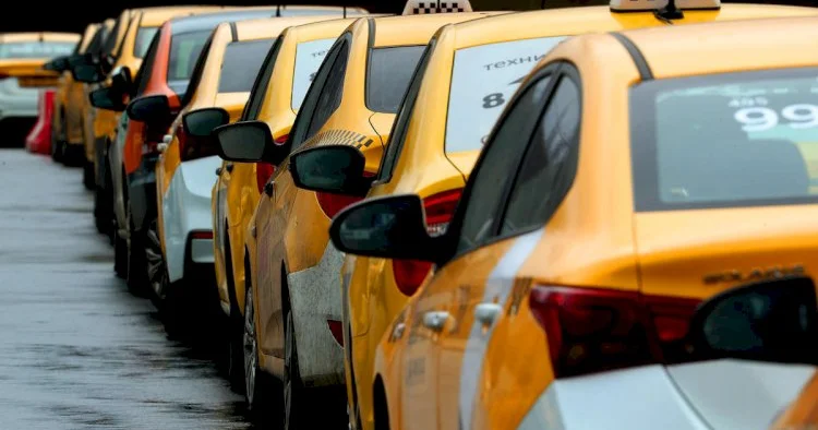 4000 dən çox taksinin lisenziyası ləğv edilib ÖZƏL