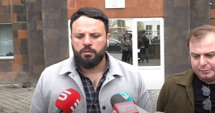 В Ереване на заседании суда силовики задержали известного адвоката