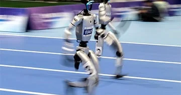 “Yeni startaplar gizli şəkildə insanabənzər robotlar hazırlayır..?”