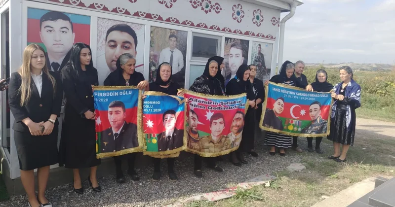 Füzulidə şəhidlərin xatirəsi anılıb, məzarları ziyarət olunub