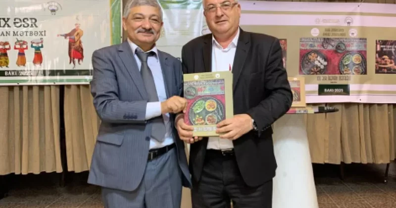 В Баку презентовали книгу Иреванская кухня XIX века ФОТО