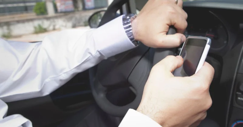 BDYPİ: Sükan arxasında telefondan istifadə faciəyə aparan yolun başlanğıcıdır