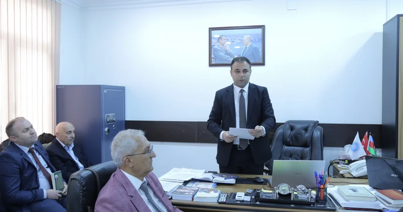 Folklor İnstitutunun Elmi şurasında mühüm məsələlər müzakirə olunub