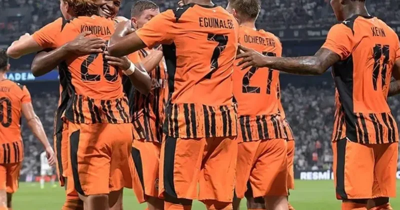 Məşhur klub Rusiya çempionatında oynamağa hazırlaşır