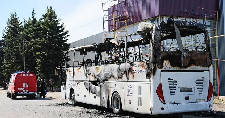 В России дрон атаковал рейсовый автобус: есть пострадавший