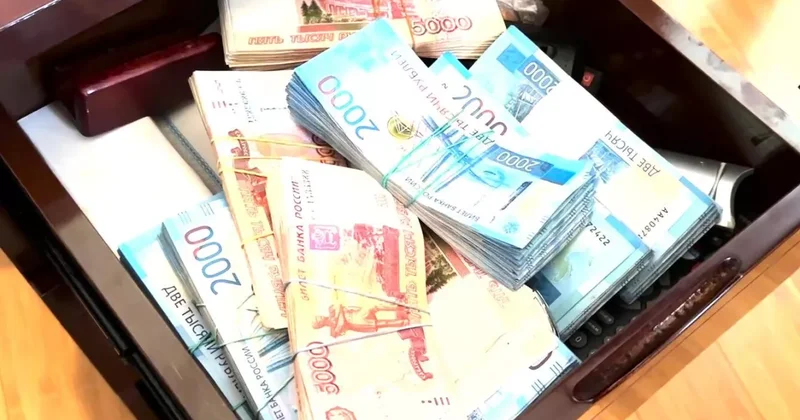 Экс руководители Минтранса России похитили 100 млн