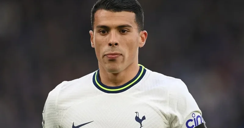 “Real” və “Barselona” arasında 90 milyon avroluq transfer rəqabəti
