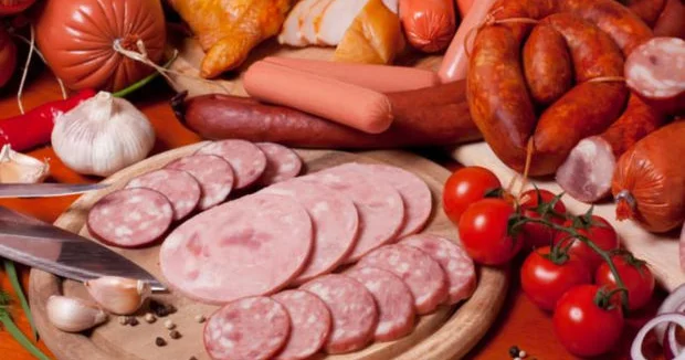 Gündə nə qədər kolbasa yemək olar? Doğru MƏLUMAT