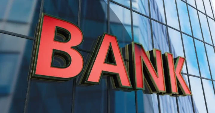 Azərbaycan banklarının mənfəəti 1 milyard manatı keçib Artımın 93% i cəmi iki bankın hesabına təmin olunub