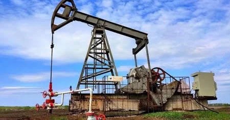 Brent neftinin bir barreli 105,3 dollara düşüb
