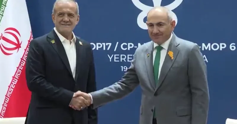 İran Prezidenti İrəvanda Paşinyanla bir araya gəlib