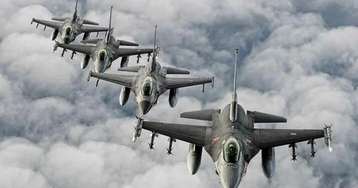 Belçika Ukraynaya 10 ədəd F 16 qırıcısı verəcək