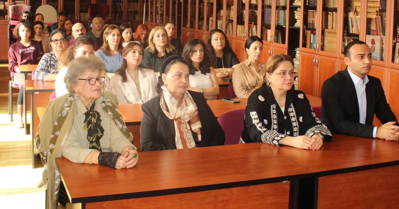 Şərqşünaslıq İnstitutunda Azərbaycan dövlətçiliyi tarixinə dair mühazirə oxunub