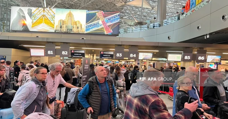 Ukraynanın dron hücumlarından sonra Moskva aeroportlarında sıxlıq yaranıb FOTO