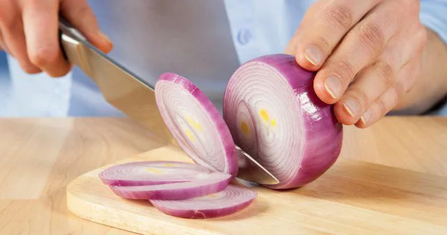 Soğanın iyindən necə xilas olmaq olar?