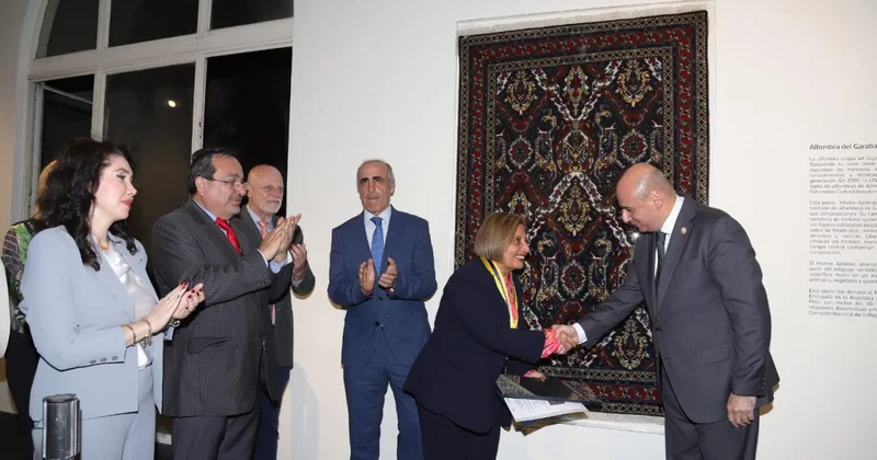 Limada Azərbaycan milli irsini təcəssüm etdirən Qarabağ xalçasının təntənəli açılış mərasimi keçirilib (Foto)