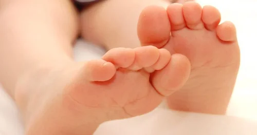 Uşağınız axsadı. SƏBƏB NƏ OLA BİLƏR?