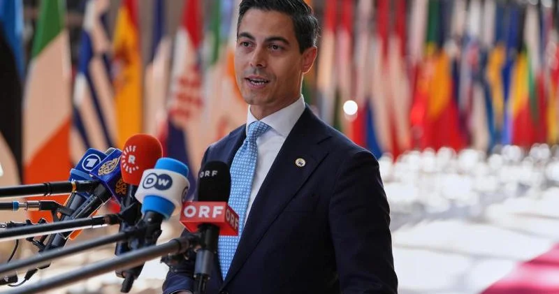 Baş nazir: Bir neçə ölkə Ukraynaya hərbi yardımı artıracaq