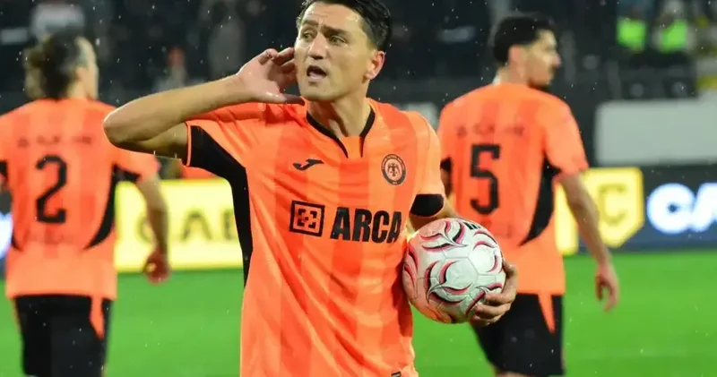 Burak Yılmaz “Çorum FK”da qələbə seriyasını davam etdirir