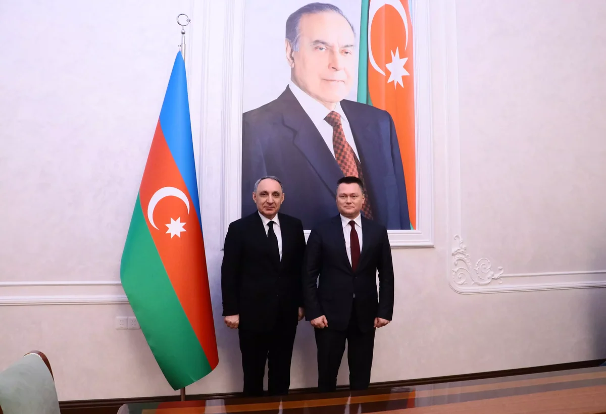 Kamran Əliyev Rusiyanın Baş prokuroru ilə görüşüb