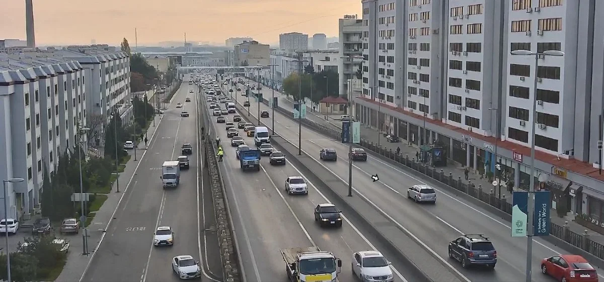 Bakının hansı küçələrində sıxlıq var? FOTOLAR