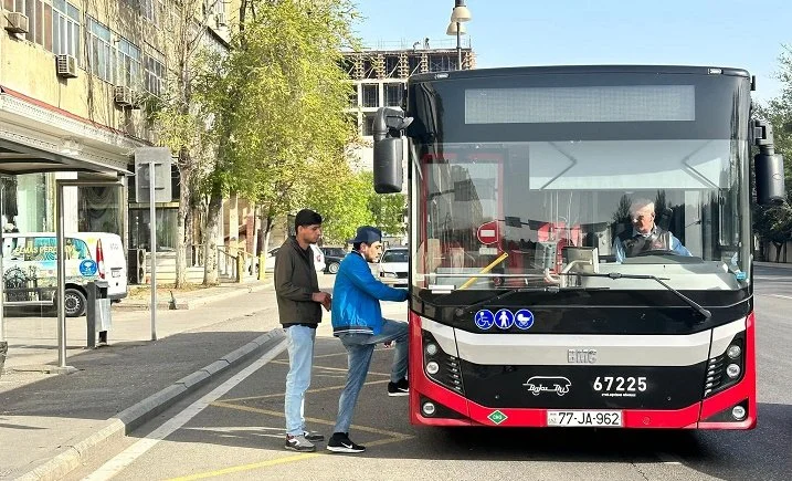 Bakıda daha iki avtobus marşrutunun fəaliyyəti bərpa edilir