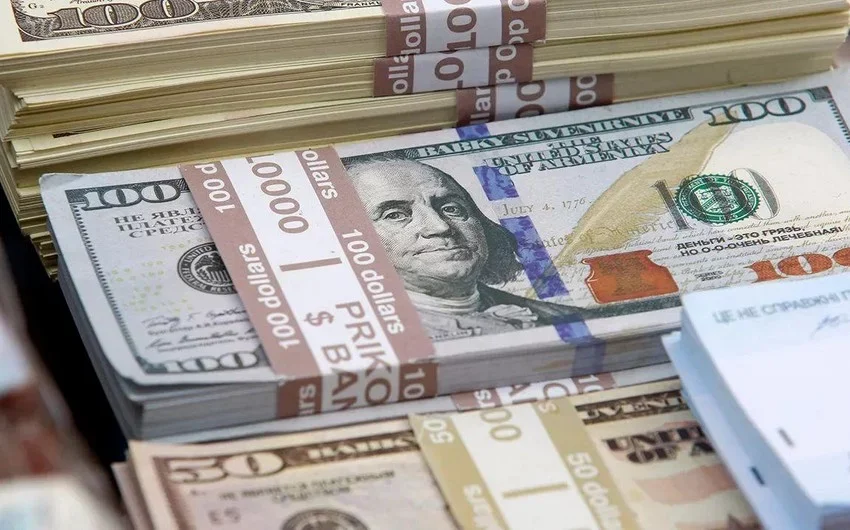 Rubl və avro ucuzlaşdı, dollar isə… Görün nə qədər oldu