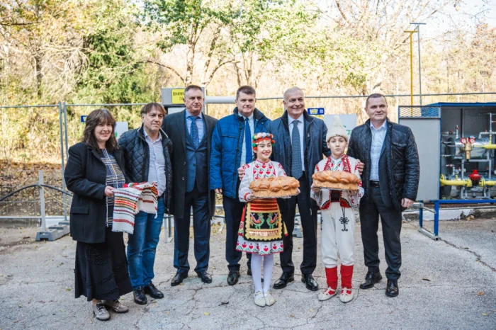 SOCAR Bolqarıstanda məktəb və bağçaları qazla təmin