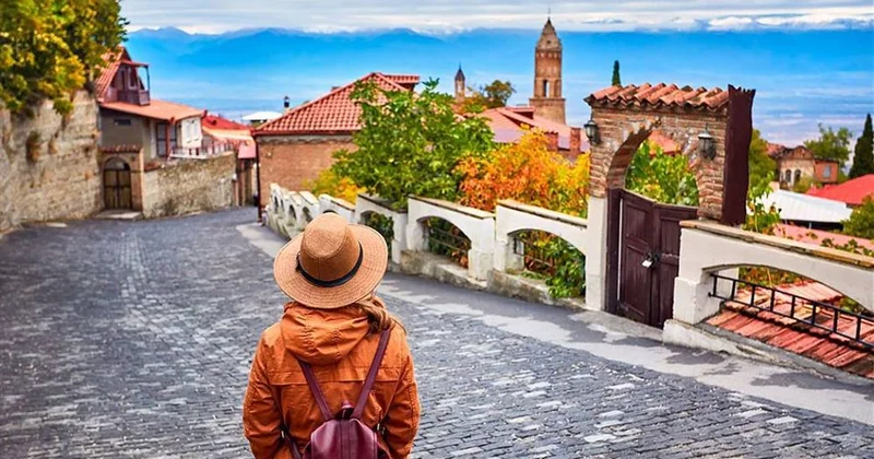 Ölkəyə gələn turistlərin sayı niyə azalıb?
