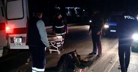 Xırdalan Saray yolunda avtomobil piyadanı vurdu