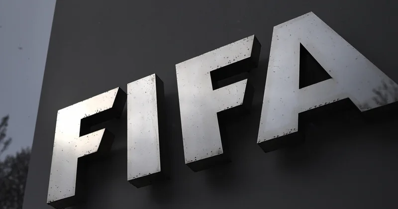 FIFA təhqiramiz davranan azarkeşlərə bilet qadağası tətbiq etdi