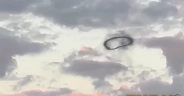 Загадочное черное облако в небе над Калифорнией ВИДЕО