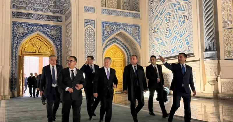 XİN başçıları Daşkənddə İslam Sivilizasiyası Mərkəzini ziyarət ediblər